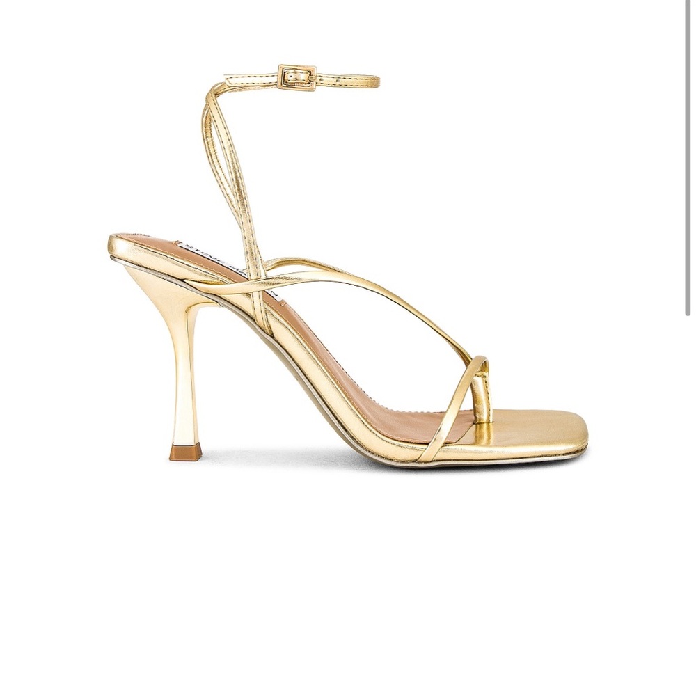 Steve Madden- Annie Heel in champagne
